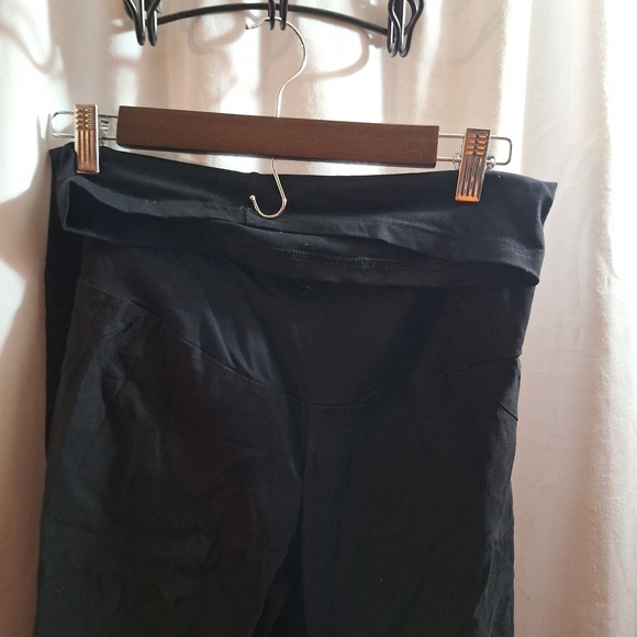 Maacie black maternity pants laarge - Picture 2 of 5